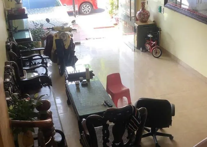 Thái Phong * Hạ Long